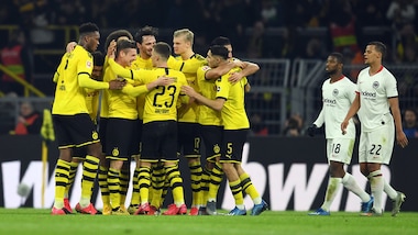 Bundesliga, poker Dortmund: segna Haaland, applausi per Emre Can