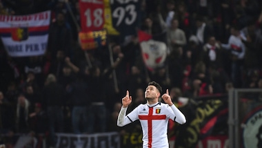 Sanabria, slalom da applausi: tris Genoa al Bologna