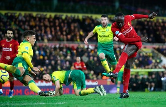 Premier, il Liverpool fatica e vince a Norwich: +25 sul Manchester City