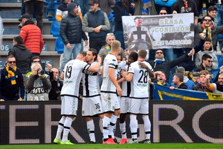 Coronavirus, il Parma tornerà ad allenarsi il 25 marzo