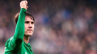 Fiorentina, Vlahovic: "Quando uscirò abbraccerò la mia famiglia"