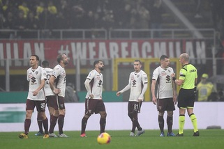 Rabbia Toro per il gol di Rebic: vince il Milan, Longo ancora ko