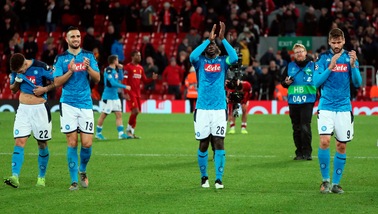 Napoli, l'influenza ferma Koulibaly e Llorente