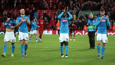 Napoli, l'influenza ferma Koulibaly e Llorente