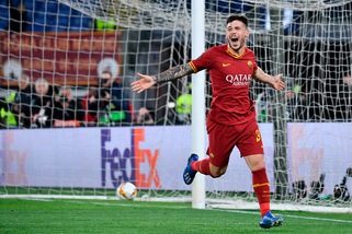 Roma, prima gioia per Carles Pérez: che assist di Dzeko!