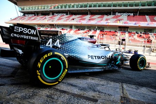 Test Barcellona, Bottas e Hamilton ancora protagonisti. Vettel solo 13°