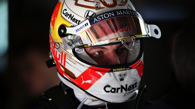 F1, Verstappen: "Ferrari un po' in difficoltà, siamo davanti"