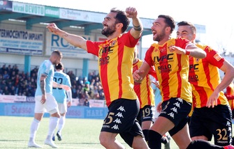 Entella-Benevento 0-4: Inzaghi a +17. Spezia, solo pari a Trapani