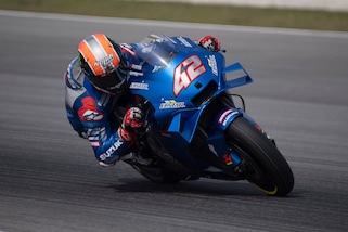 Test MotoGp in Qatar: Rins vola a Losail, Valentino Rossi settimo