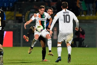 Aramu e Longo rimontano il Pisa: vince 2-1 il Venezia