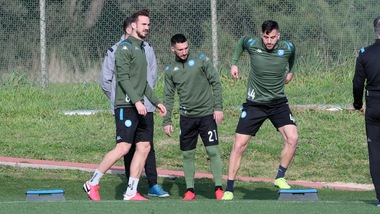 Napoli, allenamenti individuali: lavoro aerobico, tecnico e con il pallone