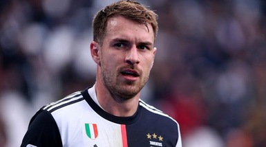 Lione-Juve, Ramsey si candida. Douglas Costa: ipotesi Inter