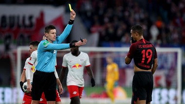 Europa League Inter-Ludogorets, dirige Siebert. Gent-Roma: Sanchez