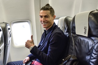 Juve, Cristiano Ronaldo vola a Torino