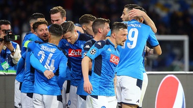 Napoli-Barcellona 1-1: Mertens sblocca e aggancia Hamsik, pari di Griezmann