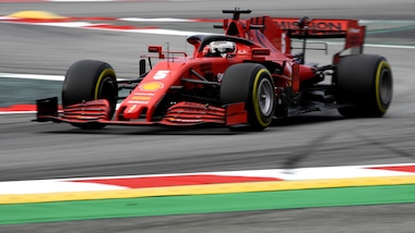 Test F1 Barcellona, finalmente la Ferrari: mattinata con Vettel al comando