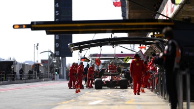 Formula 1, si allunga la chiusura per i team di altri 63 giorni