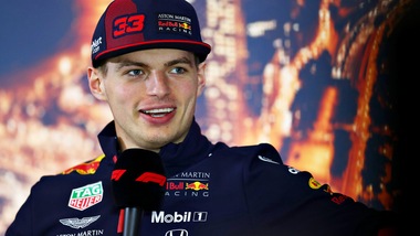 F1, Verstappen: "Mercedes veloce, ma pensiamo solo a noi stessi"