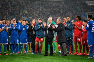 Schalke, via dal campo in caso di cori o striscioni contro Hopp