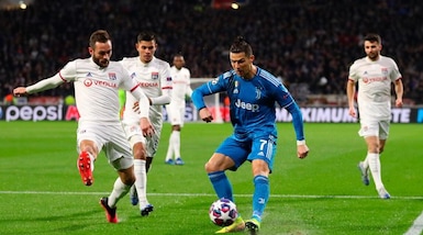 Cristiano Ronaldo, appello al centrocampo: ecco il retroscena di Lione-Juve