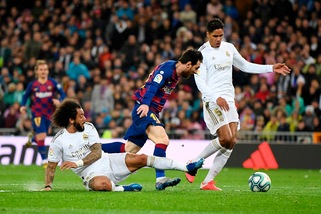 Liga, controlli su tutti i calciatori: previsti 30 positivi al Coronavirus