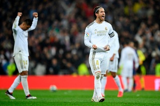 L'ex arbitro: "Il 90% dei direttori di gara tifa Real, il 10% Barça"