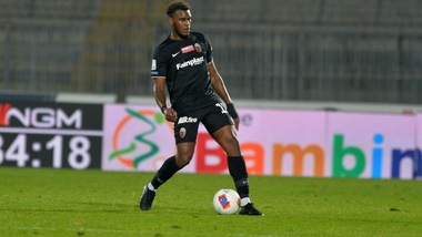 Serie B, Memushaj e Gravillon fermati per una giornata