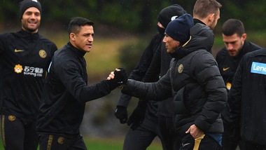 Coronavirus, Conte e calciatori dell'Inter disposti a tagliarsi lo stipendio