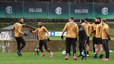 Coronavirus, l'Inter si allena aspettando le decisioni dell'Uefa