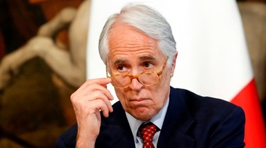 Coronavirus, Malagò duro: "Il calcio si deve adeguare alla realtà del Paese"