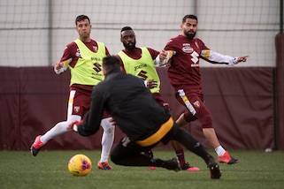 Torino, tackle e scivolate: Rincon e Ansaldi, lezioni di grinta