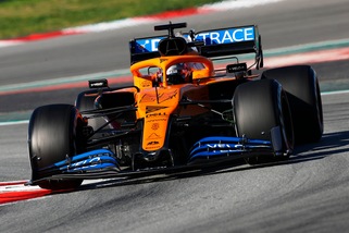 McLaren, Sainz non ha dubbi: "Mercedes meglio della Ferrari"
