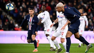 Coronavirus, rinviata la gara Strasburgo-Psg di Ligue 1