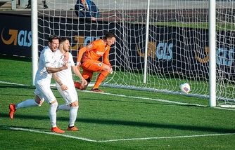 Serie B Cittadella-Pordenone 0-2. Venezia-Crotone 1-3