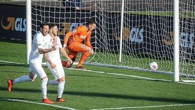 Serie B Cittadella-Pordenone 0-2. Venezia-Crotone 1-3