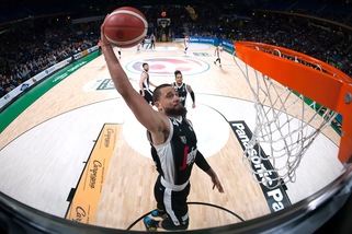 Coronavirus, rinviate tutte le gare della Serie A di basket