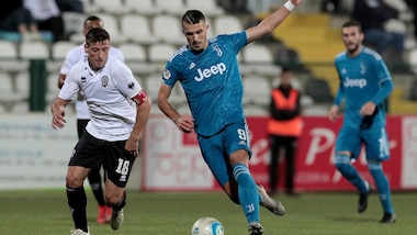 Coronavirus, la Pro Vercelli si ferma: "Da irresponsabili continuare"