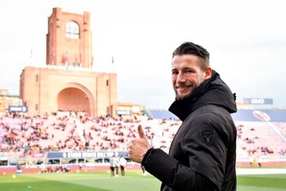 Bologna, Dijks ha svolto tutto l'allenamento in gruppo