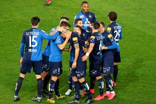 Chievo, decidono Djordjevic e Meggiorini: 2-0 al Cosenza