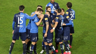 Chievo, decidono Djordjevic e Meggiorini: 2-0 al Cosenza