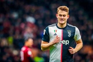 Espn: "Il Manchester United segue De Ligt oltre a Koulibaly"