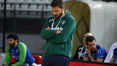 Dinamo Sassari ancora ko contro il Burgos: è fuori dalla Champions