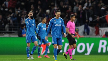 I calciatori italiani e spagnoli chiedono il rinvio delle gare europee