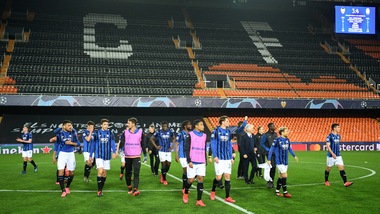 L'Atalanta rientra in sordina. L'esultanza è tutta social