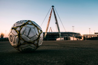 Coronavirus, la Lega di B: "Sospendere gli allenamenti"