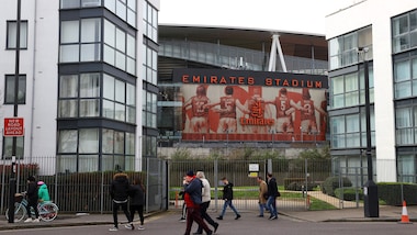 Sun: “Coronavirus in Premier, tre giocatori positivi”