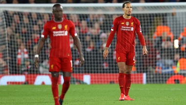 Premier League, aumentano i casi di Coronavirus: ipotesi rinvio per il prossimo turno