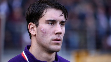 Coronavirus, Vlahovic a medici e infermieri: "Grazie eroi"