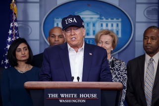 Usa, Trump negativo al test del coronavirus: controlli maggiori alla Casa Bianca