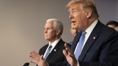 Coronavirus, Trump: “Usa a rischio recessione”